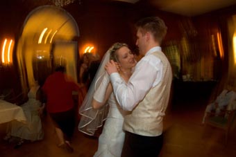 Couple dancing on wedding songs